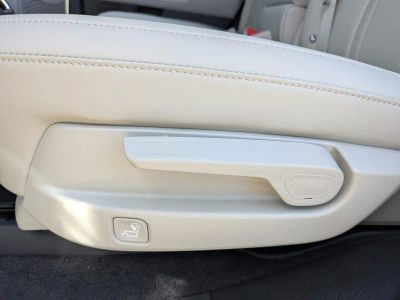 2026 Kia Sorento — photo 16 view