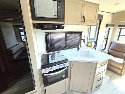 2026 Jayco PROWLER - Photo 4