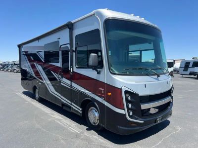 2025 Entegra VISION — front three-quarter view
