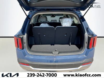 2026 Kia Sorento — photo 11 view