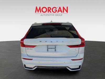 2024 Volvo XC60 Recharge Plug-In Hybrid — interior view