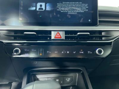 2026 Kia K5 — photo 26 view