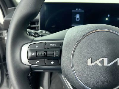 2026 Kia K5 — photo 18 view