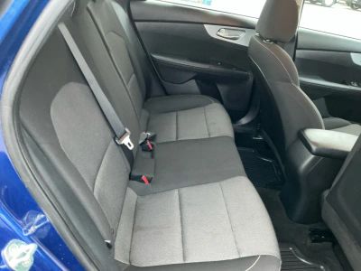 2023 Kia Forte — photo 18 view