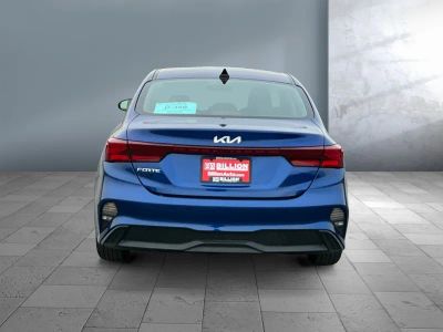 2023 Kia Forte — detail view