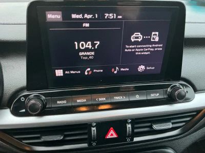 2023 Kia Forte — photo 11 view