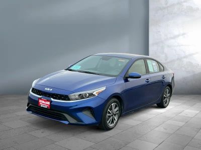 2023 Kia Forte — front three-quarter view