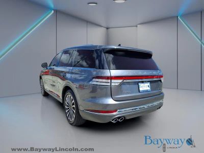 2024 Lincoln Aviator — side profile view