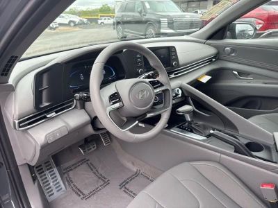 2026 Hyundai Elantra - Photo 9