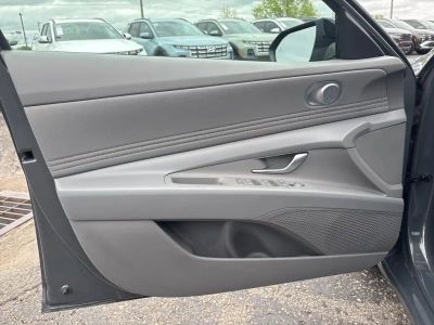 2026 Hyundai Elantra - Photo 10