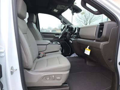 2026 GMC Sierra 3500HD — photo 11 view