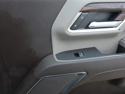 2026 GMC Sierra 3500HD — photo 12 view