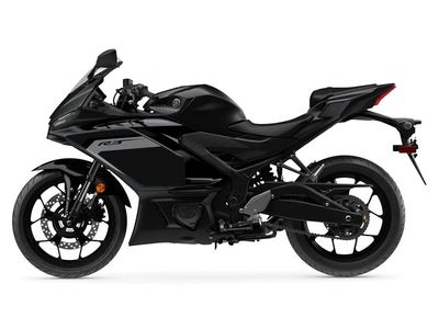 2025 Yamaha YZF-R3 - Photo 12