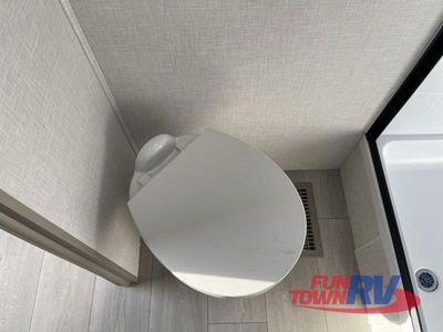 2025 KZ Connect - Photo 32
