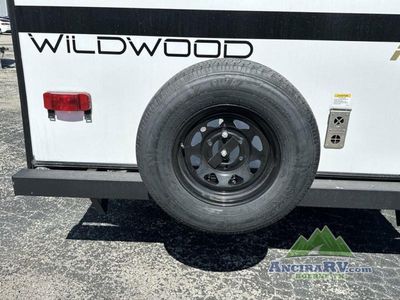 2025 Forest River RV Wildwood FSX - Photo 30