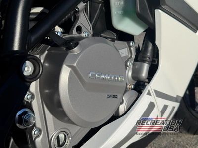 2026 CFMOTO SPORTBIKE 300SS - Photo 10