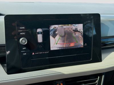 2026 Volkswagen Taos - Photo 14