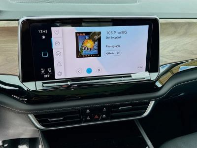 2026 Volkswagen Atlas — photo 12 view