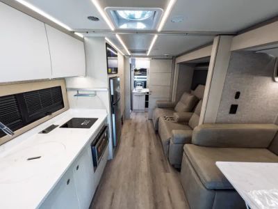 2027 Tiffin WAYFARER — engine compartment view
