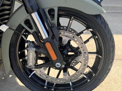 2025 Indian Motorcycle Challenger Dark Horse 112 Black Smoke - Photo 14