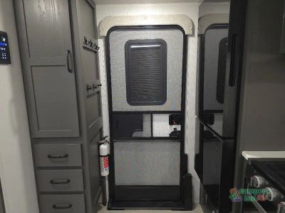 2025 Forest River RV Rockwood Ultra Lite — photo 21 view