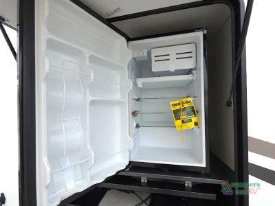 2025 Forest River RV Rockwood Ultra Lite — photo 10 view