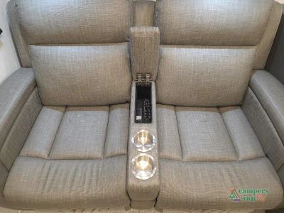 2025 Forest River RV Rockwood Ultra Lite — photo 41 view