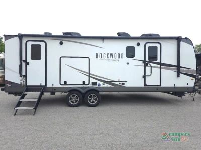 2025 Forest River RV Rockwood Ultra Lite — photo 8 view