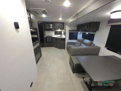 2025 Forest River RV Rockwood Ultra Lite — photo 23 view