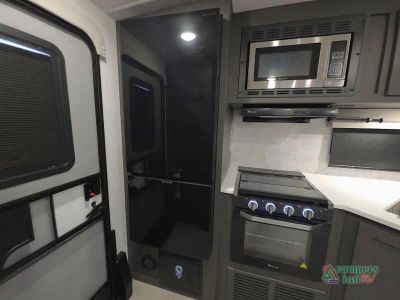 2025 Forest River RV Rockwood Ultra Lite — photo 35 view