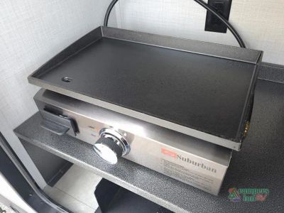 2025 Forest River RV Rockwood Ultra Lite — photo 13 view
