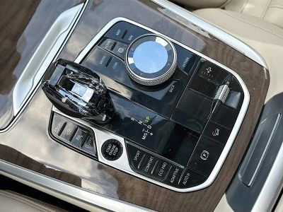 2020 BMW X7 — photo 31 view
