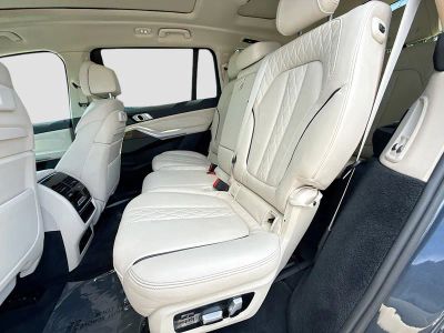 2020 BMW X7 — photo 23 view