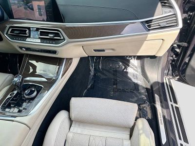 2020 BMW X7 — photo 19 view