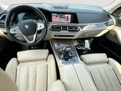 2020 BMW X7 — photo 17 view
