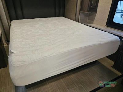 2023 Entegra Coach Odyssey — photo 45 view