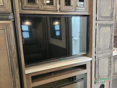 2023 Entegra Coach Odyssey — photo 41 view