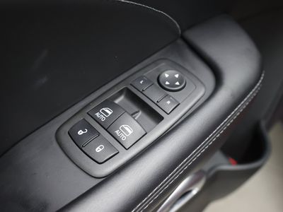 2022 Dodge Challenger - Photo 17
