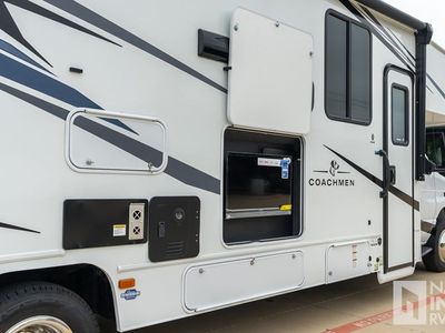 2026 Coachmen Freelander - Photo 3