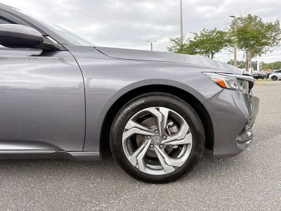 2019 Honda Accord — photo 10 view