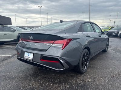 2026 Hyundai Elantra - Photo 5