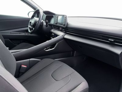 2026 Hyundai Elantra - Photo 37