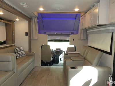 2026 Thor Motor Coach Pasadena SV - Photo 6