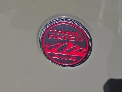 2026 Jeep Gladiator — photo 13 view