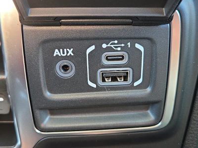 2026 Jeep Gladiator — photo 24 view