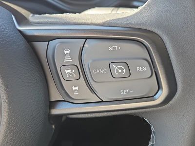 2026 Jeep Gladiator — photo 27 view