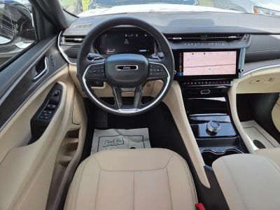 2026 Jeep Grand Cherokee L — photo 11 view