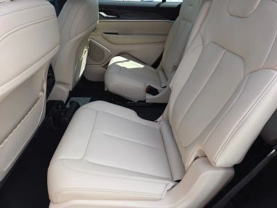 2026 Jeep Grand Cherokee L — photo 9 view