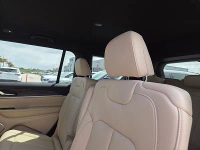 2026 Jeep Grand Cherokee L — photo 8 view