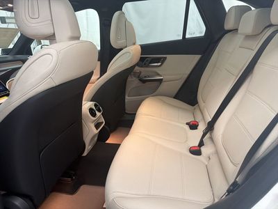 2026 Mercedes-Benz GLC — photo 55 view